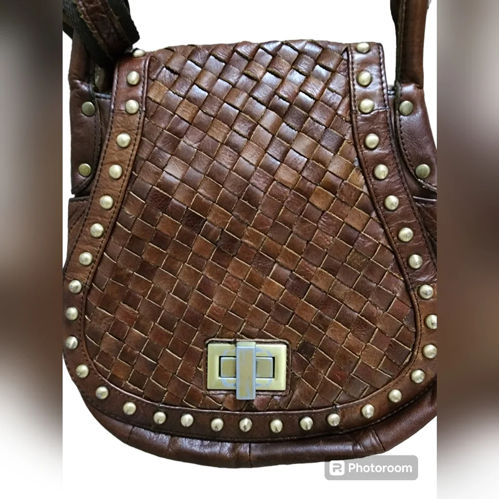 LOVE STITCH LEATHER WOVEN BAG ... - Picture 8 of 9